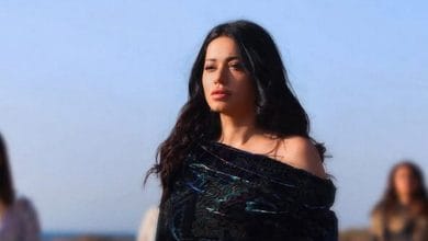 الفنانة رحمة رياض